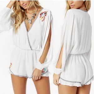 Lovers +‎ Friends Sz Small Red and White Embroidered Romper